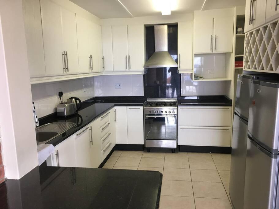 Bazley High Rocks Apartment