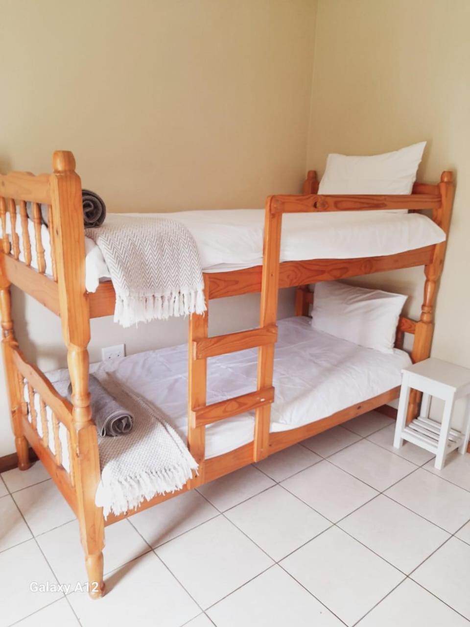 Bazley High Rocks Apartment *